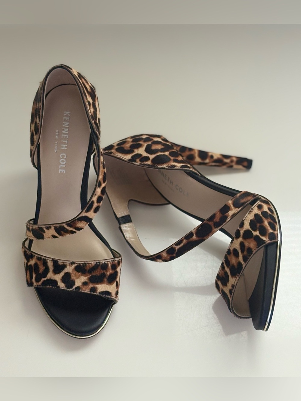 NWOB Kenneth Cole New York leopard print calf hair 4” high-heeled sandals Sz 7M